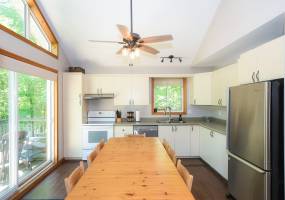 12 ch des cedres, Northfield, Quebec, Canada, 4 Bedrooms Bedrooms, ,2 BathroomsBathrooms,Cottage,Vacation Rental,Harvest Moon,ch des cedres,1000