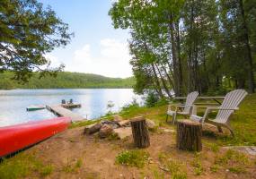 12 ch des cedres, Northfield, Quebec, Canada, 4 Bedrooms Bedrooms, ,2 BathroomsBathrooms,Cottage,Vacation Rental,Harvest Moon,ch des cedres,1000