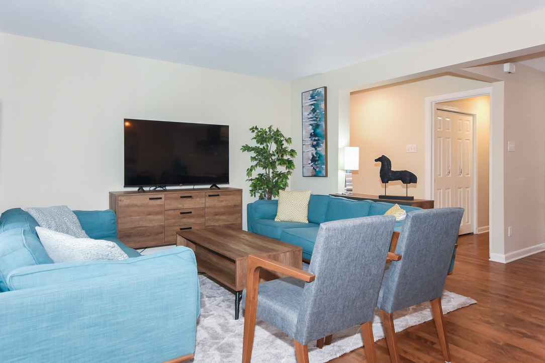 2176-A Lambeth Wk, Ottawa, Ontario, Canada, 4 Bedrooms Bedrooms, ,2 BathroomsBathrooms,Multi-Family,For Rent - Upper Unit,Lambeth Wk,1012