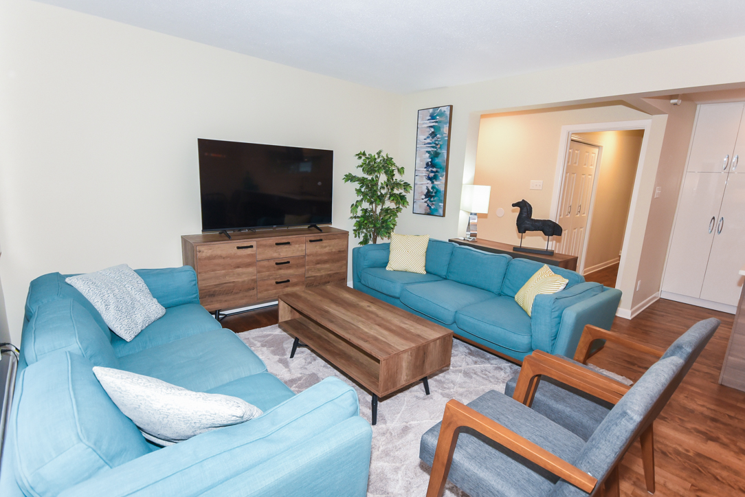 2176-A Lambeth Wk, Ottawa, Ontario, Canada, 4 Bedrooms Bedrooms, ,2 BathroomsBathrooms,Multi-Family,For Rent - Upper Unit,Lambeth Wk,1012