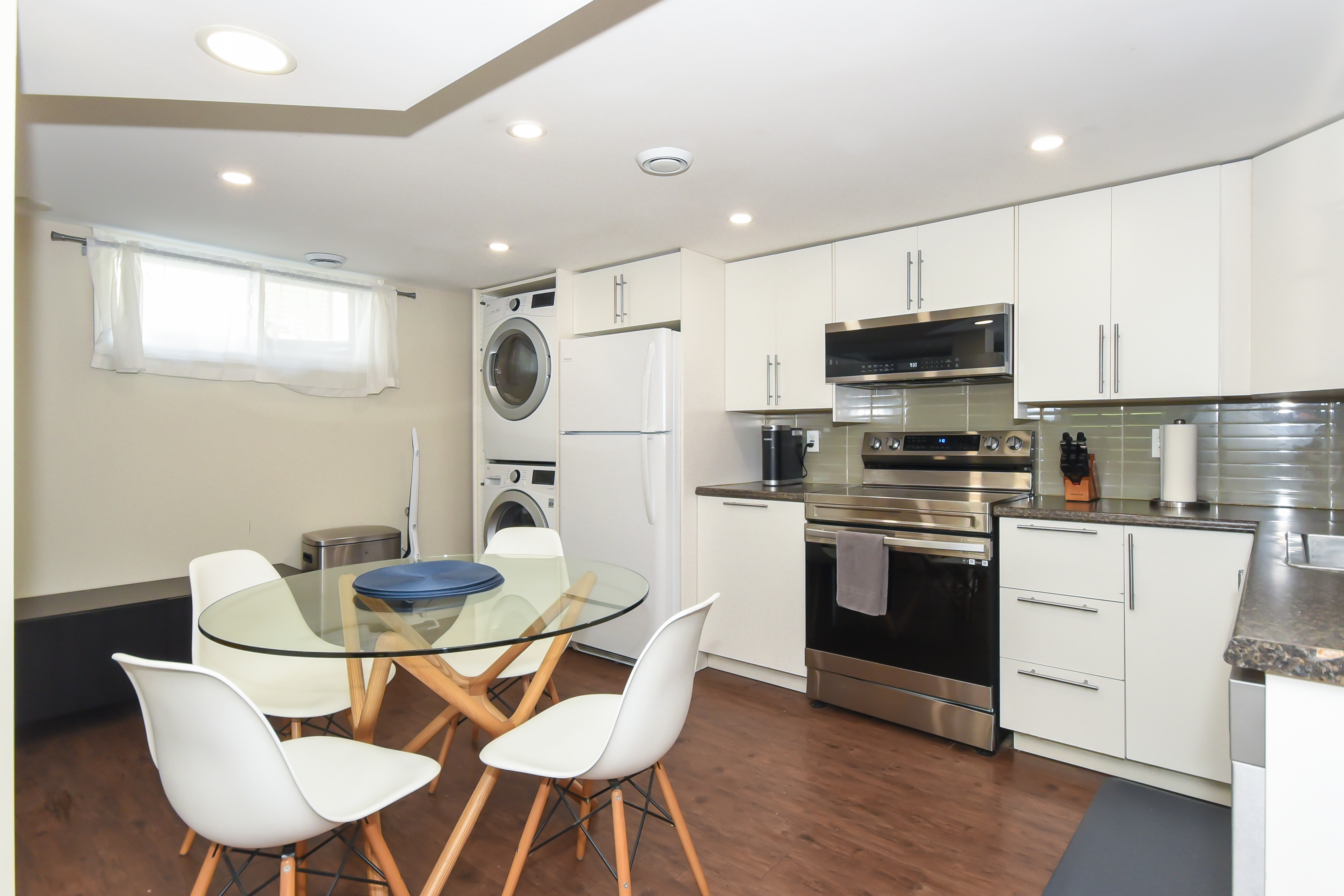 Address not available!, 3 Bedrooms Bedrooms, ,1 BathroomBathrooms,Multi-Family,For Rent - Lower Unit,Lambeth Walk,1015
