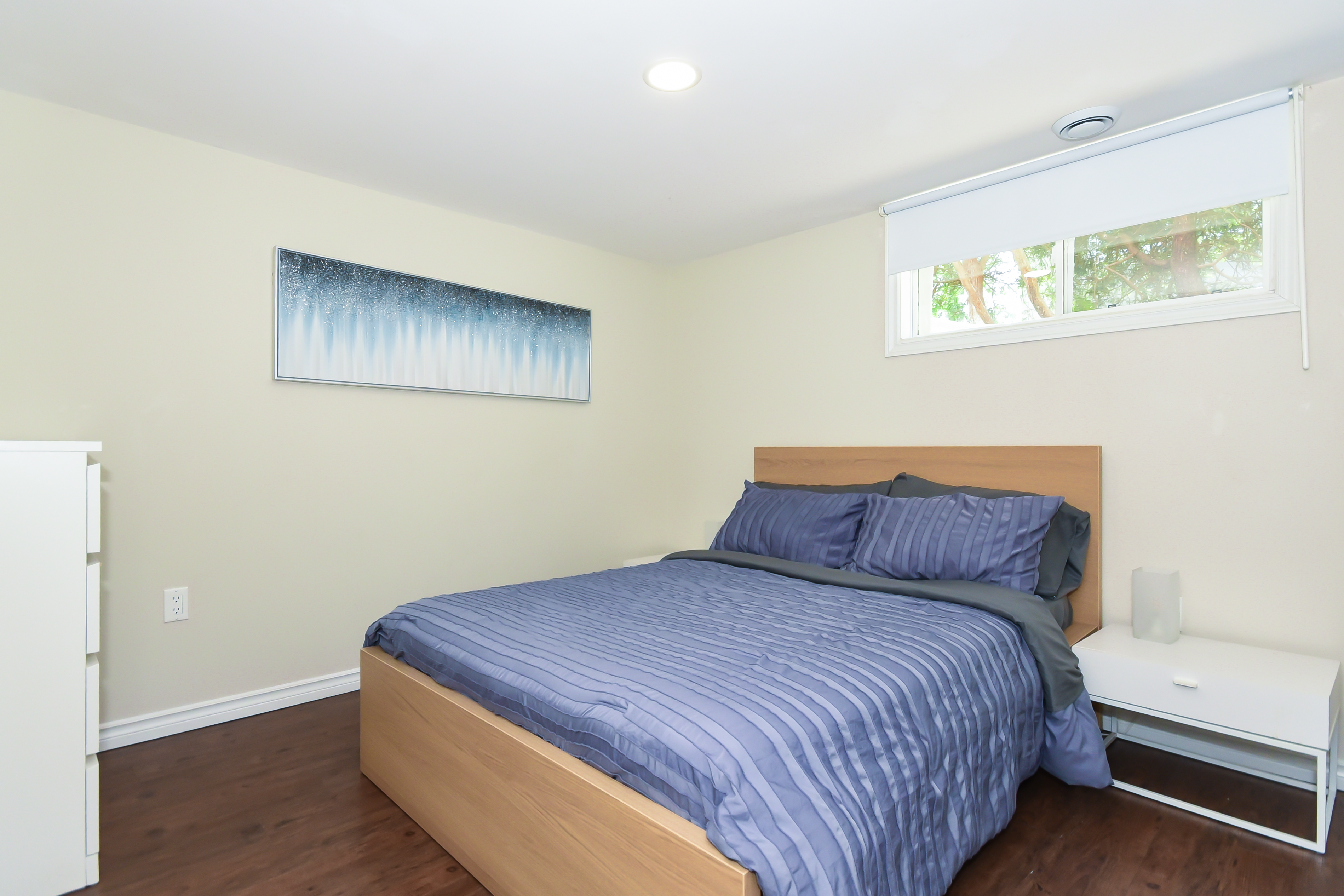 Address not available!, 3 Bedrooms Bedrooms, ,1 BathroomBathrooms,Multi-Family,For Rent - Lower Unit,Lambeth Walk,1015