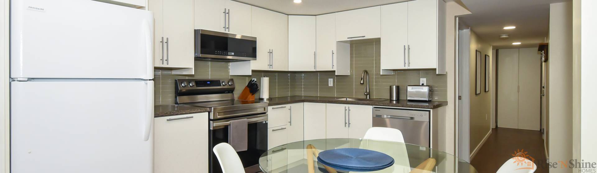 Address not available!, 3 Bedrooms Bedrooms, ,1 BathroomBathrooms,Multi-Family,For Rent - Lower Unit,Lambeth Walk,1015