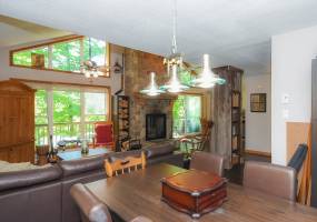 14 ch des cedres, Northfield, Quebec, Canada, 3 Bedrooms Bedrooms, ,2 BathroomsBathrooms,Cottage,Vacation Rental,Flower Moon Cottage,ch des cedres,1001