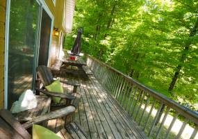 14 ch des cedres, Northfield, Quebec, Canada, 3 Bedrooms Bedrooms, ,2 BathroomsBathrooms,Cottage,Vacation Rental,Flower Moon Cottage,ch des cedres,1001