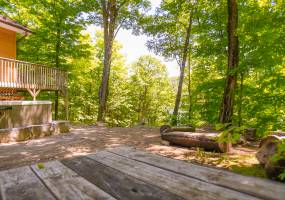 14 ch des cedres, Northfield, Quebec, Canada, 3 Bedrooms Bedrooms, ,2 BathroomsBathrooms,Cottage,Vacation Rental,Flower Moon Cottage,ch des cedres,1001