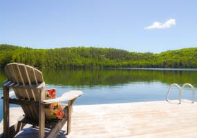 14 ch des cedres, Northfield, Quebec, Canada, 3 Bedrooms Bedrooms, ,2 BathroomsBathrooms,Cottage,Vacation Rental,Flower Moon Cottage,ch des cedres,1001