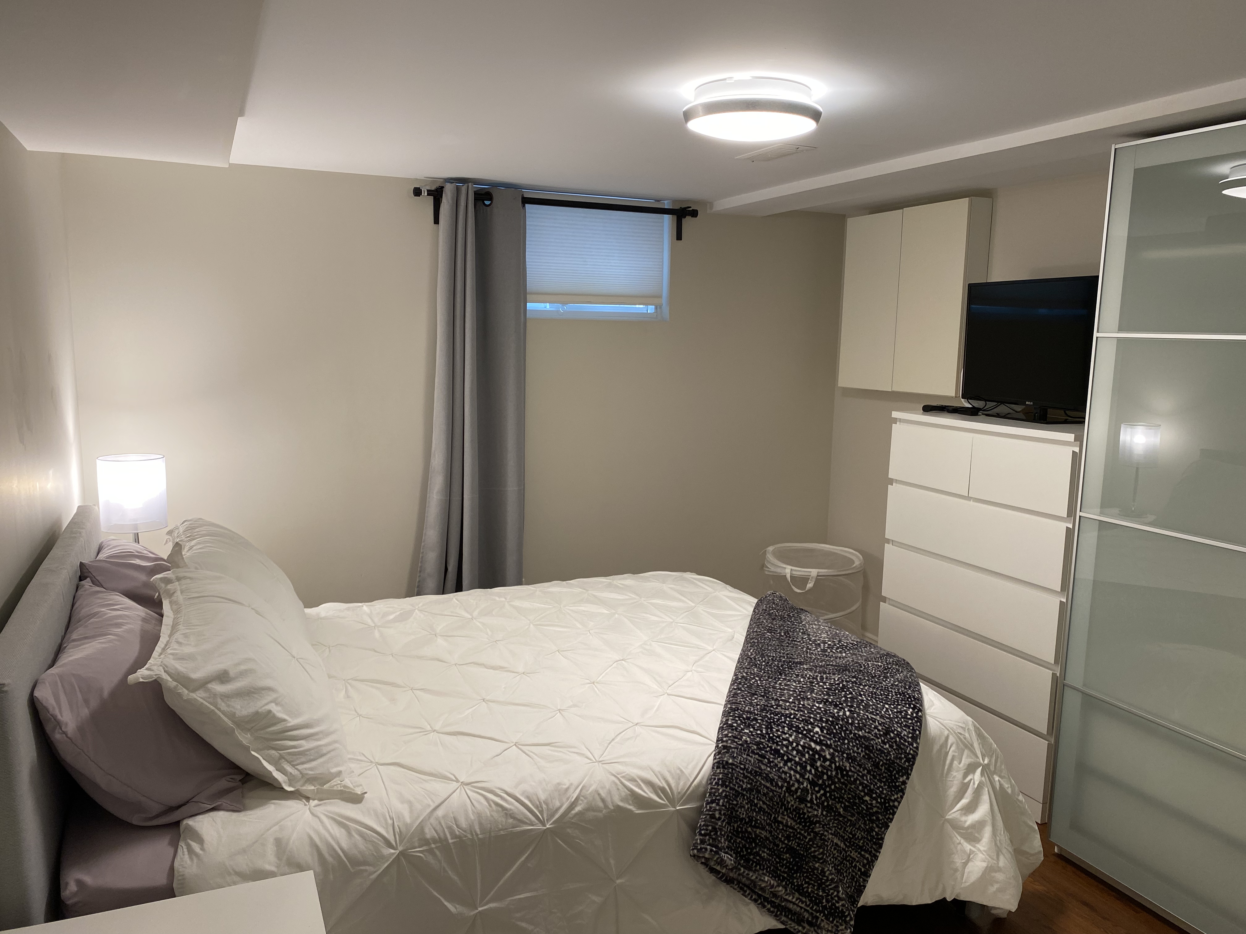 2147-B Lambeth Walk, Ottawa, Ontario, Canada K2C 1E9, 2 Bedrooms Bedrooms, ,1 BathroomBathrooms,Multi-Family,For Rent - Lower Unit,Lambeth Walk,1023