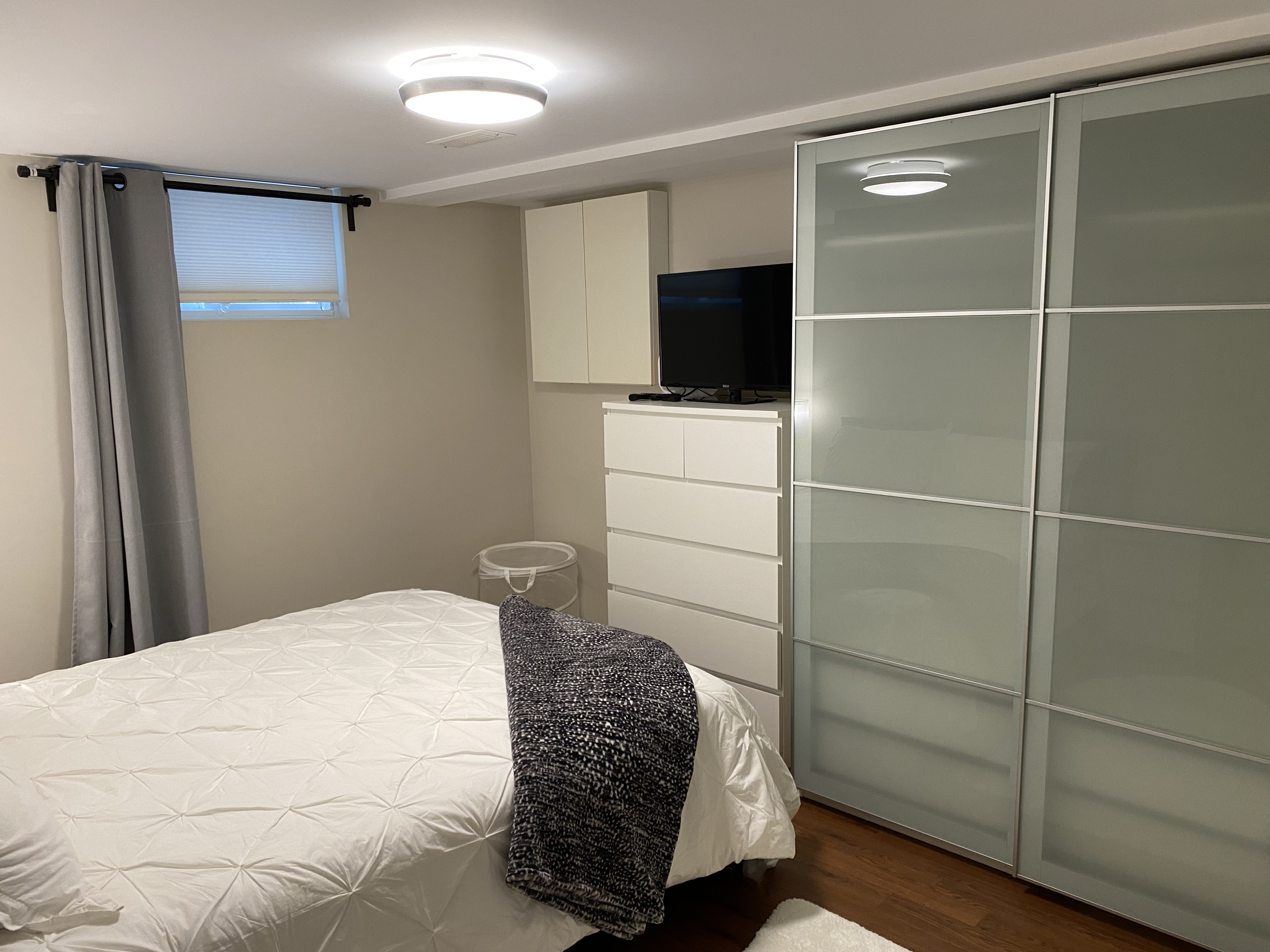 2147-B Lambeth Walk, Ottawa, Ontario, Canada K2C 1E9, 2 Bedrooms Bedrooms, ,1 BathroomBathrooms,Multi-Family,For Rent - Lower Unit,Lambeth Walk,1023