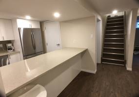 2176- B Lambeth Walk,Ottawa,Canada K2C1E9,4 Bedrooms Bedrooms,2.5 BathroomsBathrooms,Multi-Family,Lambeth Walk,1026