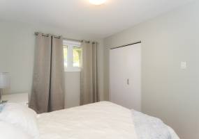 2151-A Lambeth Walk, Ottawa, Ontario, Canada K2C 1E9, 3 Bedrooms Bedrooms, ,1 BathroomBathrooms,Multi-Family,For Rent - Upper Unit,Lambeth Walk,1034