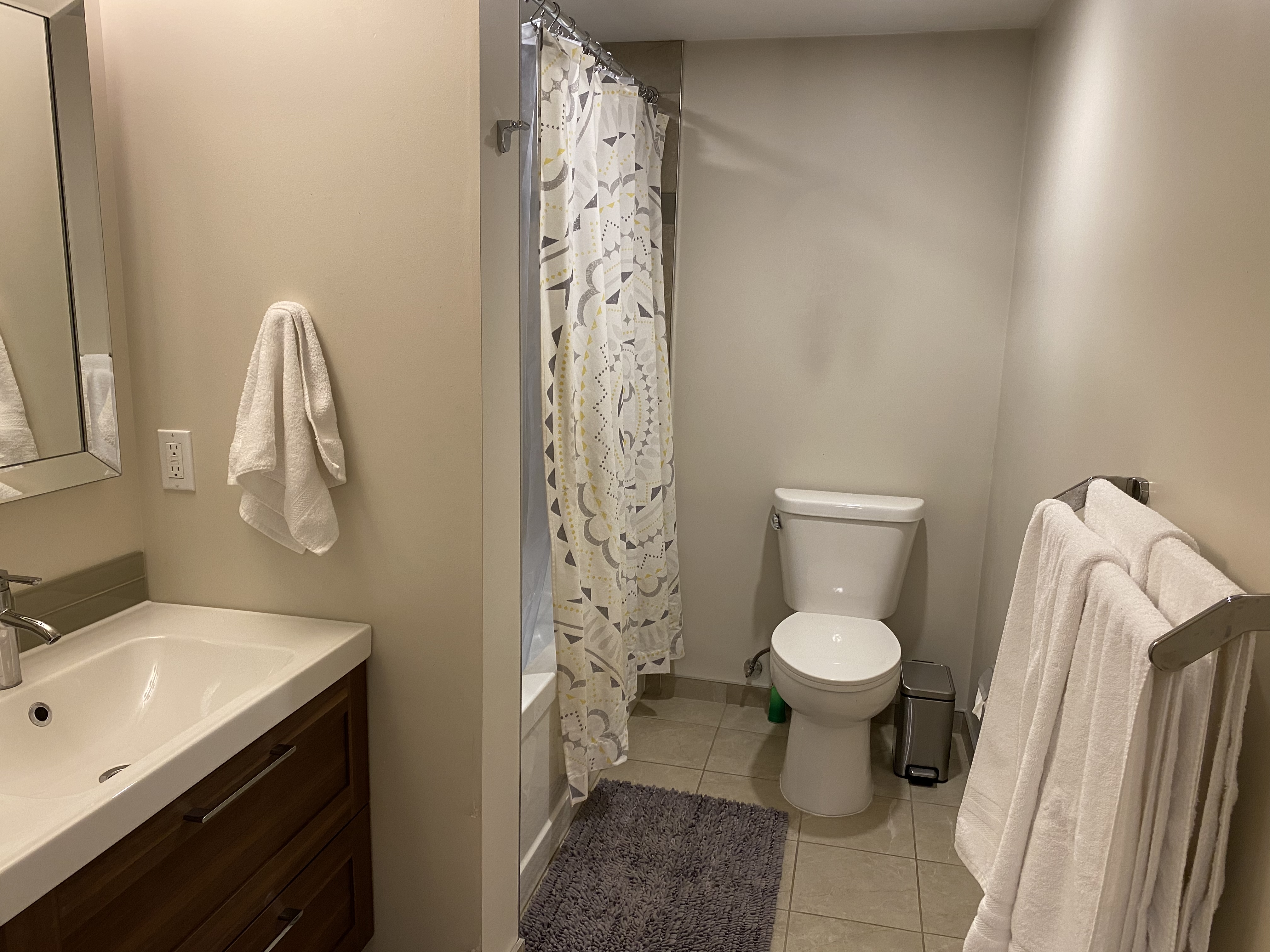 102-B Starwood Road, Ottawa, Ontario, Canada K2G 1Z7, 3 Bedrooms Bedrooms, ,1 BathroomBathrooms,Multi-Family,For Rent - Lower Unit,Starwood Road,1036