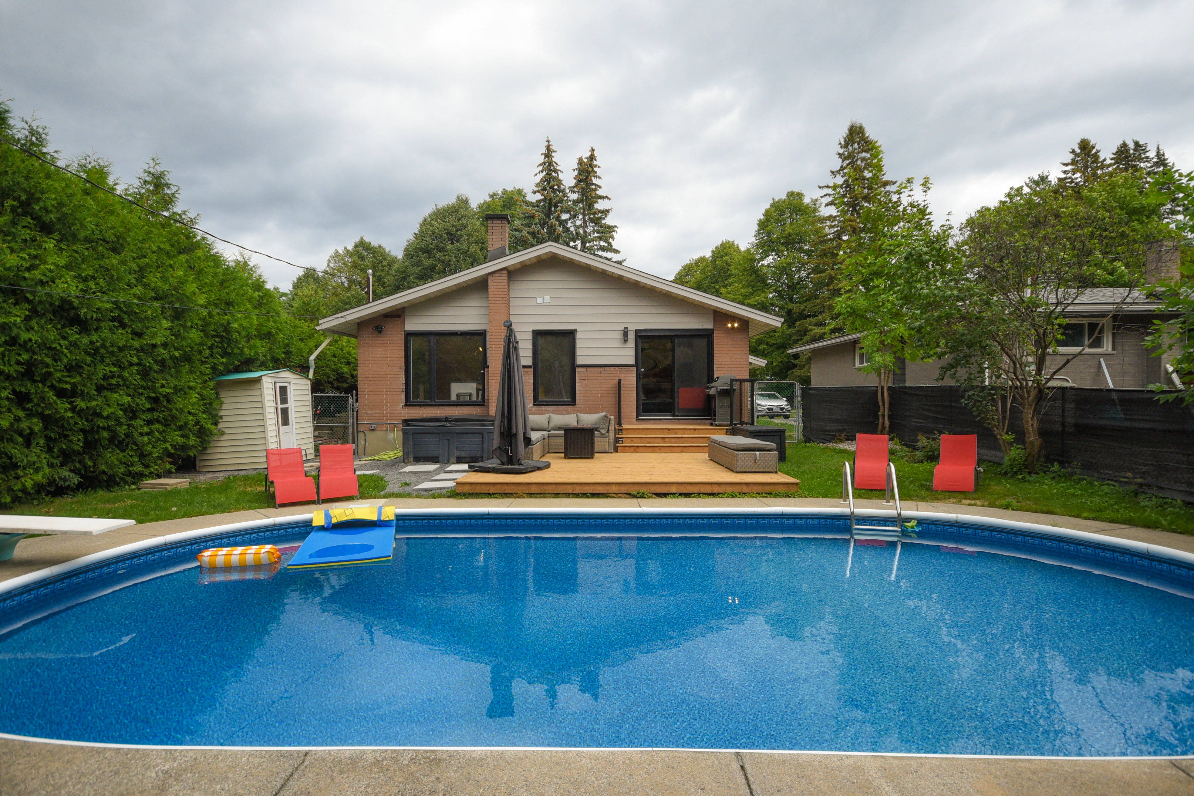 2180 Lambeth Walk, Ottawa, Ontario, Canada K2C 1E9, 6 Bedrooms Bedrooms, ,6 BathroomsBathrooms,Multi-Family,For Sale,Lambeth Walk,1084