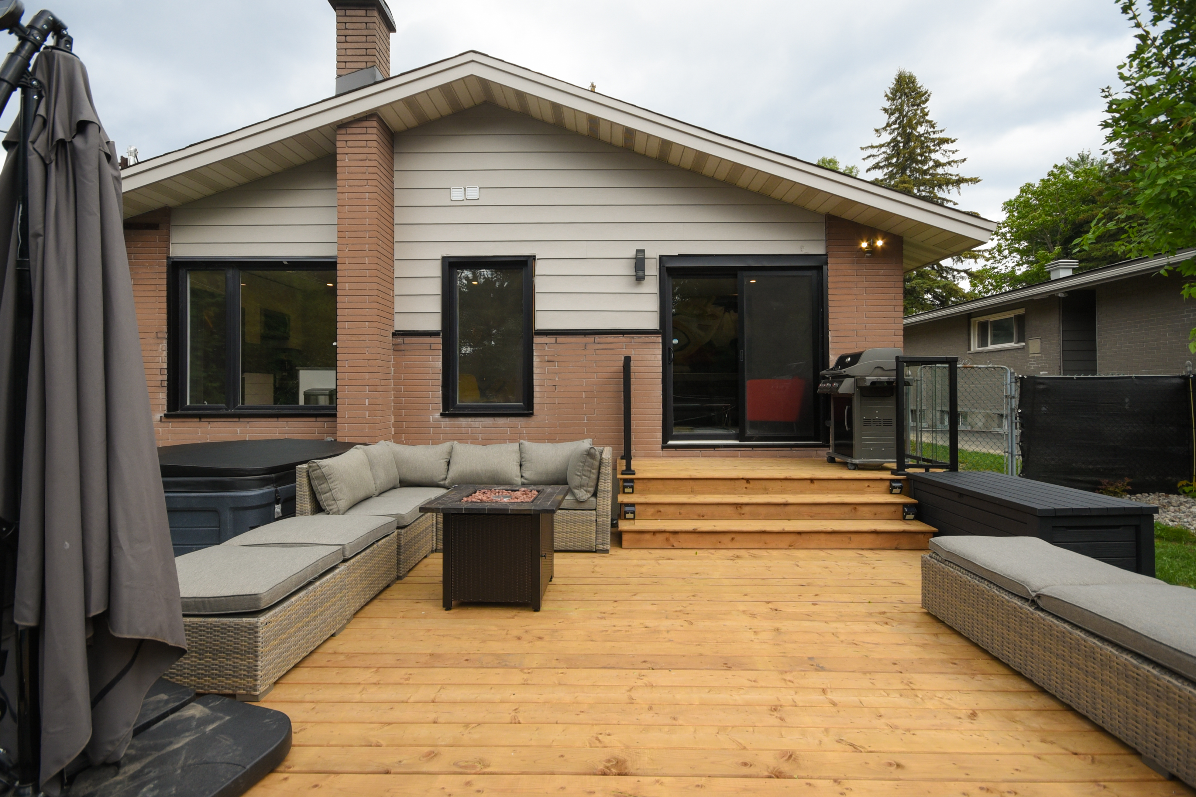 2180 Lambeth Walk, Ottawa, Ontario, Canada K2C 1E9, 6 Bedrooms Bedrooms, ,6 BathroomsBathrooms,Multi-Family,For Sale,Lambeth Walk,1084