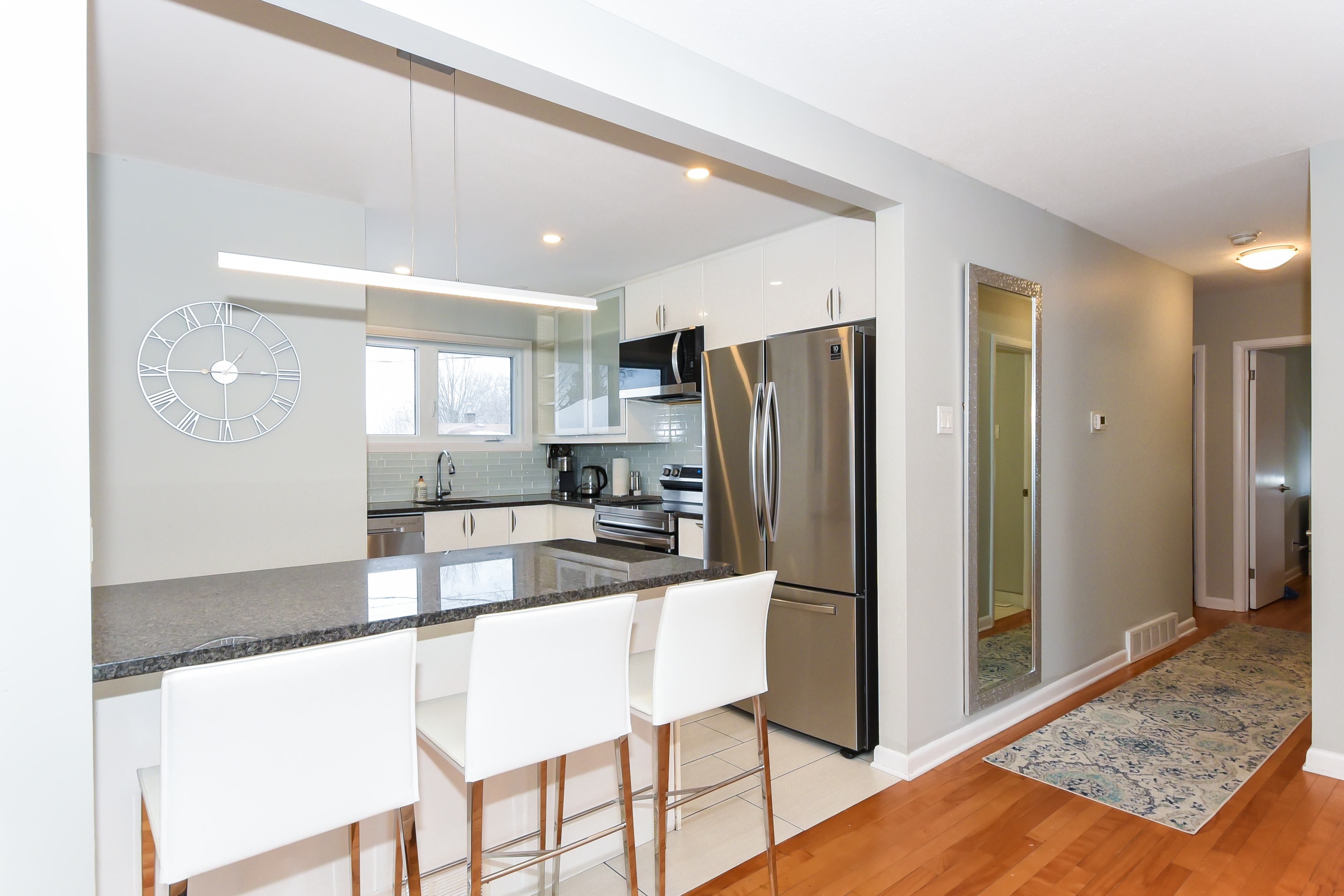 Address not available!, 3 Bedrooms Bedrooms, ,1 BathroomBathrooms,Multi-Family,For Rent - Upper Unit,Lambeth Walk,1087